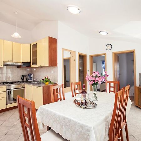 Villa Stana Vinišće Екстериор снимка