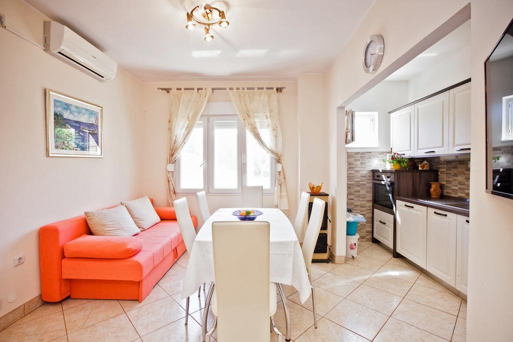 Villa Stana Vinišće Екстериор снимка