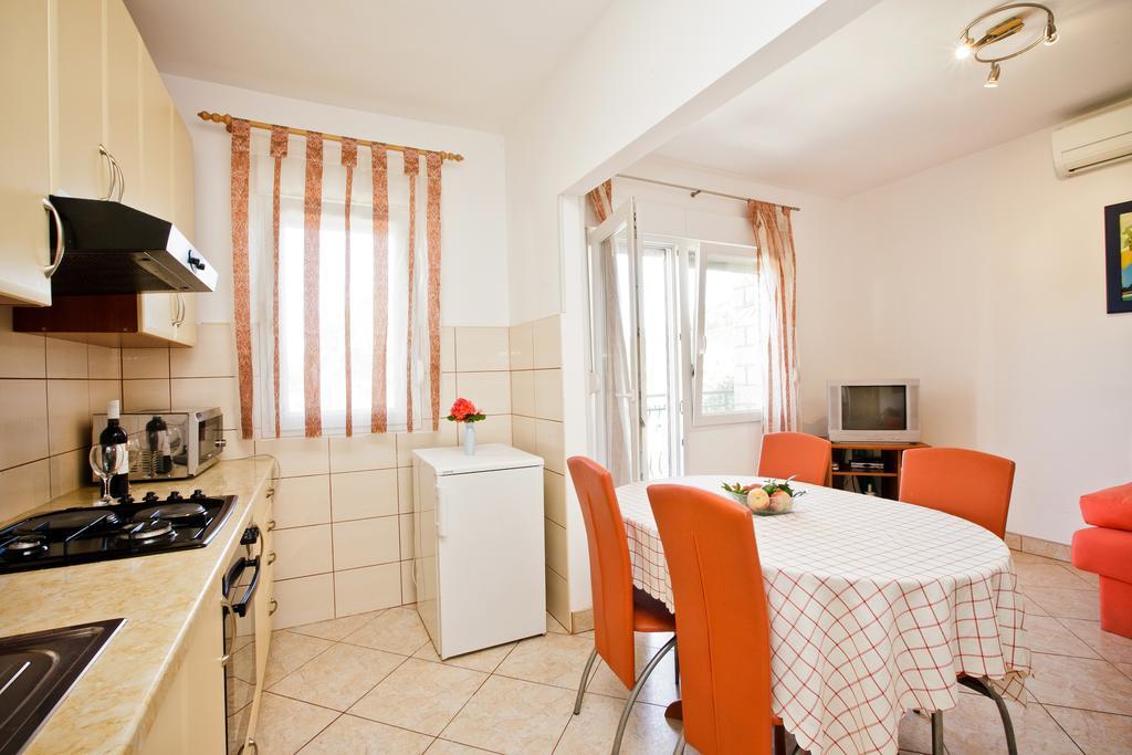 Villa Stana Vinišće Екстериор снимка